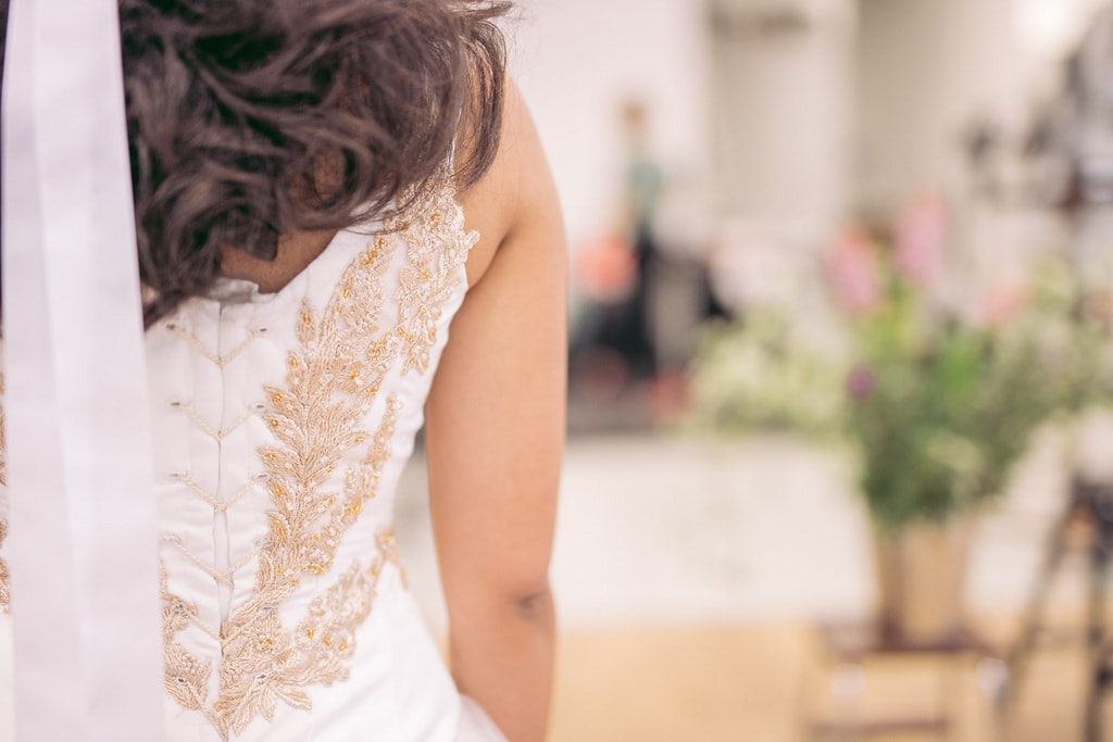 Flat chested brides unite! Always been a fan of deep v-neck